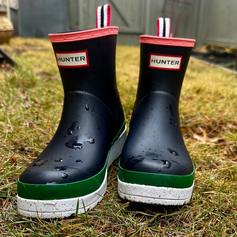 Hunter Original Play Short Speckle Sole Rain Boots with Green and Pink Trim